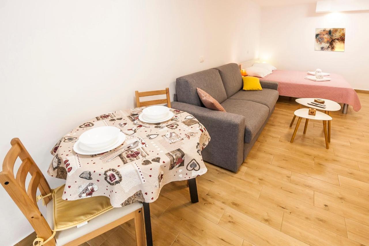 Studio & Apartment 'The Roots Apartments' Near Pula, Istria, Croatia Екстериор снимка